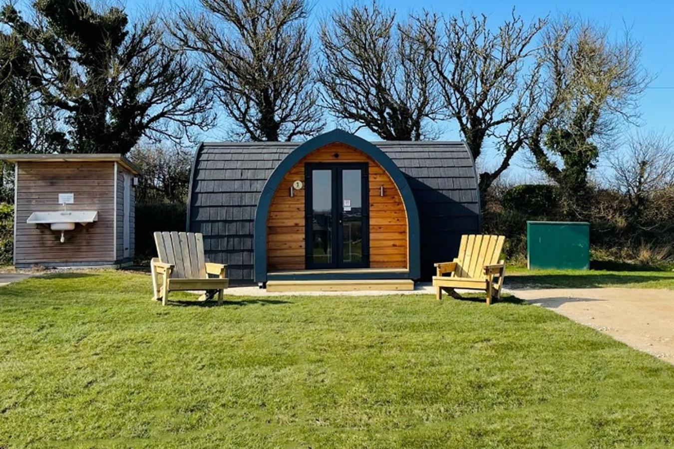 Camping Pods Trevella Holiday Park クラントック エクステリア 写真